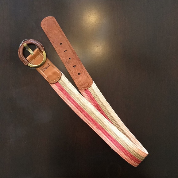 Fossil Accessories - NWOT Fossil Stretch Wrap Buckle Red Multi Belt L Fossil Accessories - NWOT Fossil Stretch Wrap Buckle Red Multi Belt L